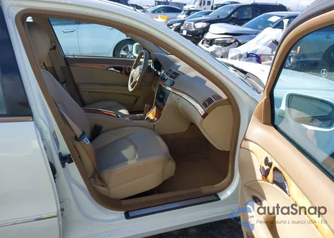 2009 Mercedes-Benz E 350 из США, поврежденный, VIN WDBUF56X39B395616